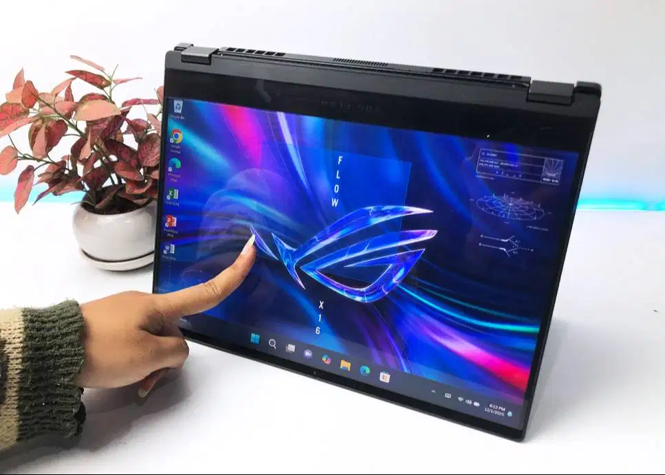 Laptop Gaming Asus ROG Flow GV301RE Ryzen 9 6900HS VGA 4GB RTX 3050 Ti