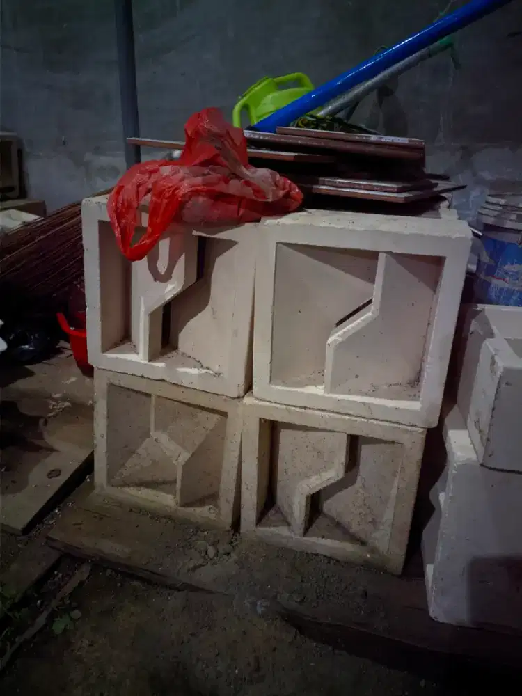 OBRAL ROSTER BETON SEMEN PUTIH