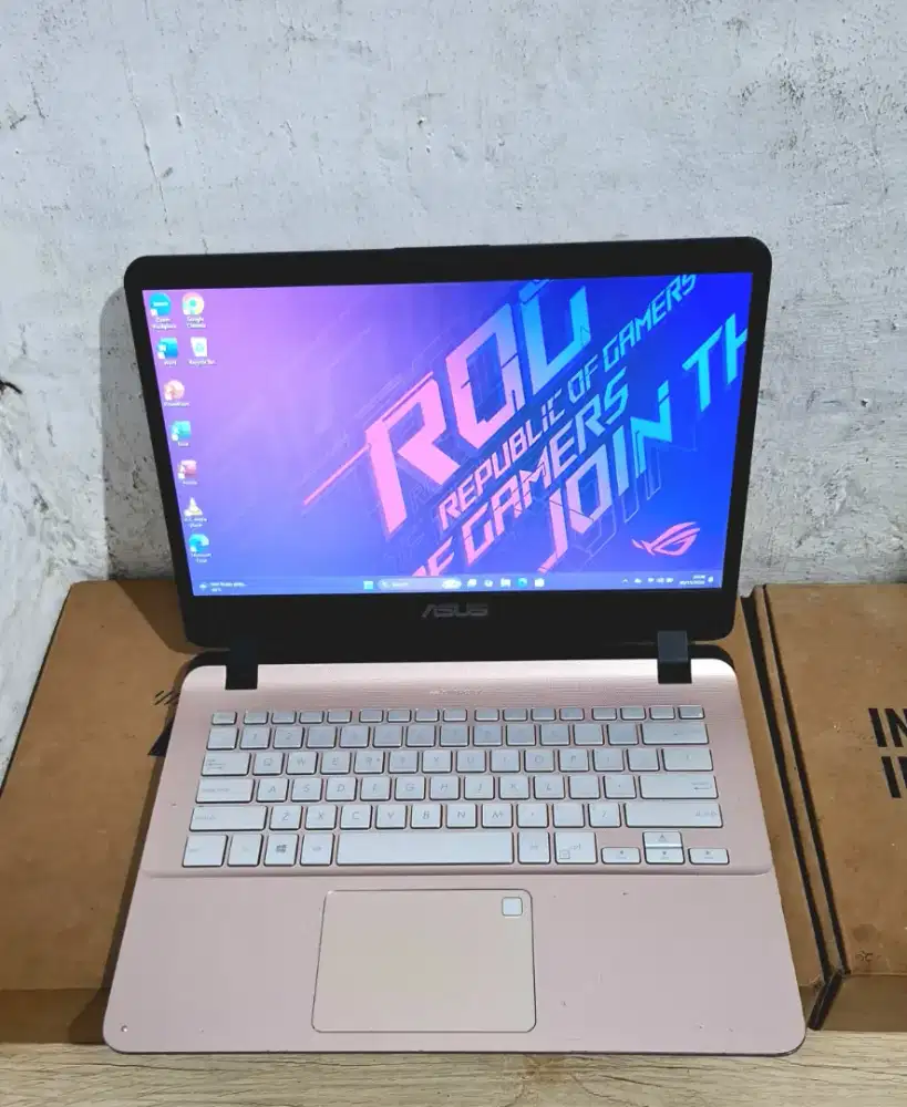 Laptop Asus Vivobook A407MA
Intel N4000 Ram 4 SSD 128