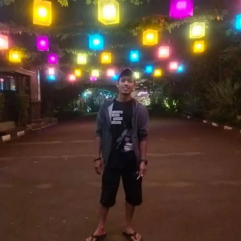 Mencari kerja apa saja siap tinggal di mess