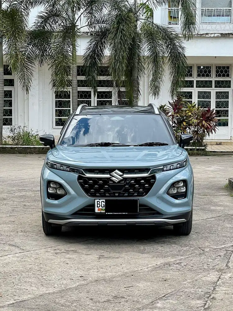 Suzuki FRONX SGX HYBRID Two Tone 2025, KM 1500