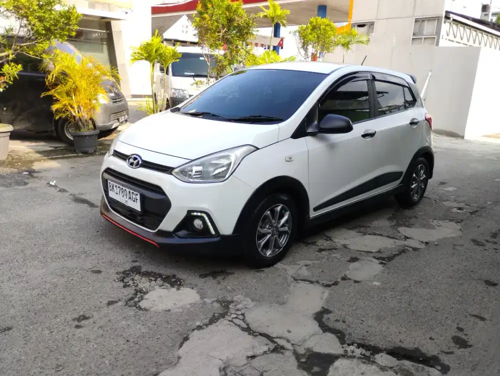 Hyundai Grand i10x MT 2017 Putih (Odo Rendah)