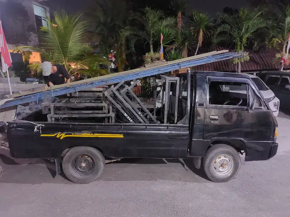 L300 Pickup bensin tahun 1996