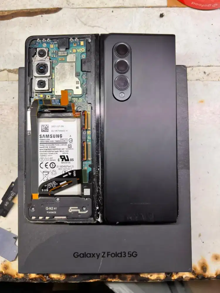 Kanibalan samsung Zfold 3 Ram 12/512