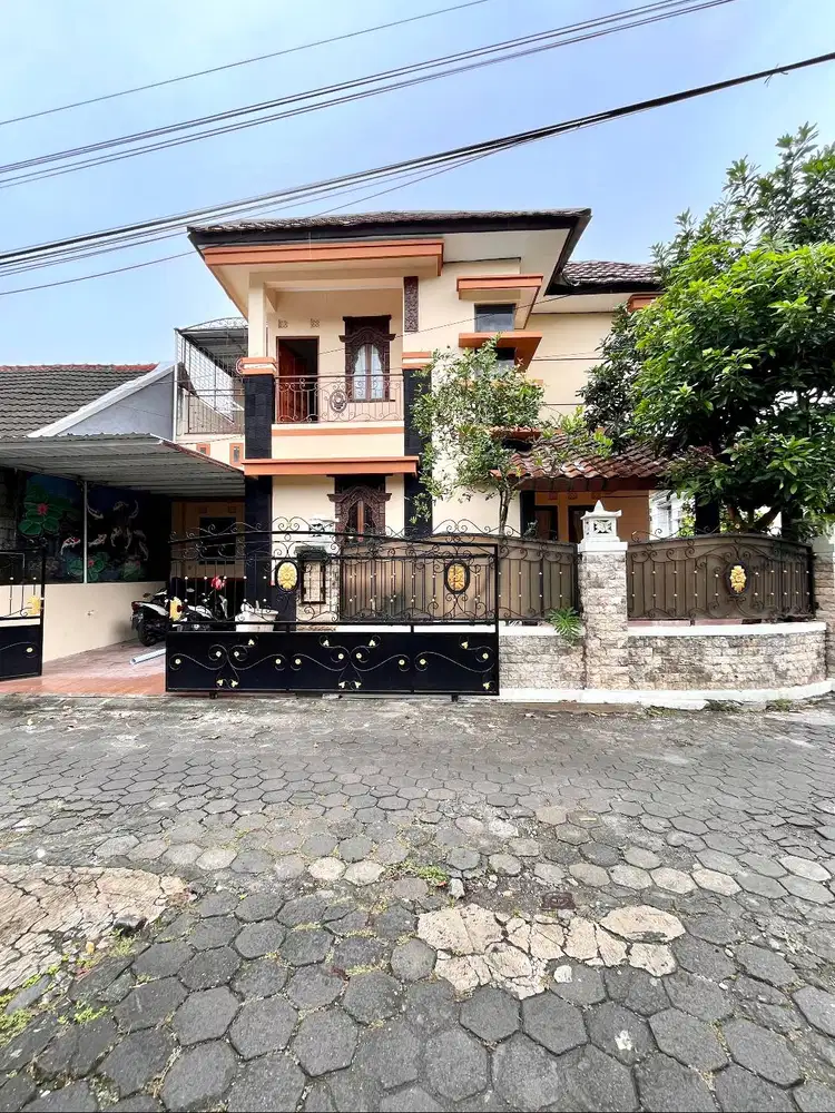 Rumah Hook Strategis dekat Jalan Kaliurang Km 6,5