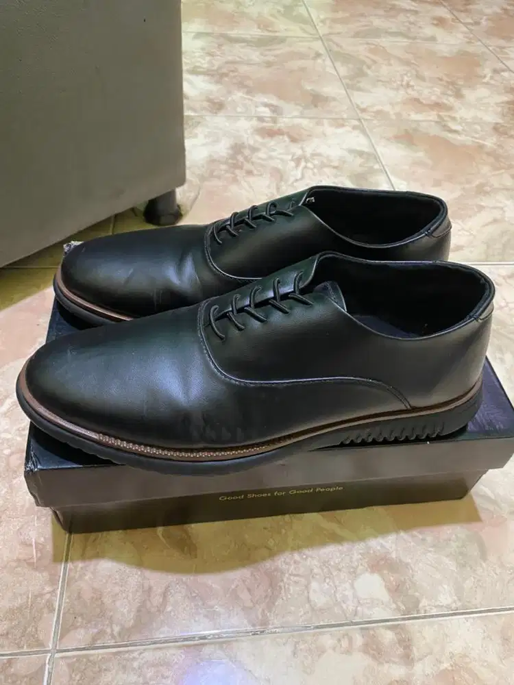 Jual sepatu pantofel kenzios ukuran 43