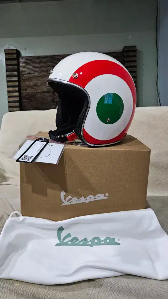 Helm vespa original italia flag