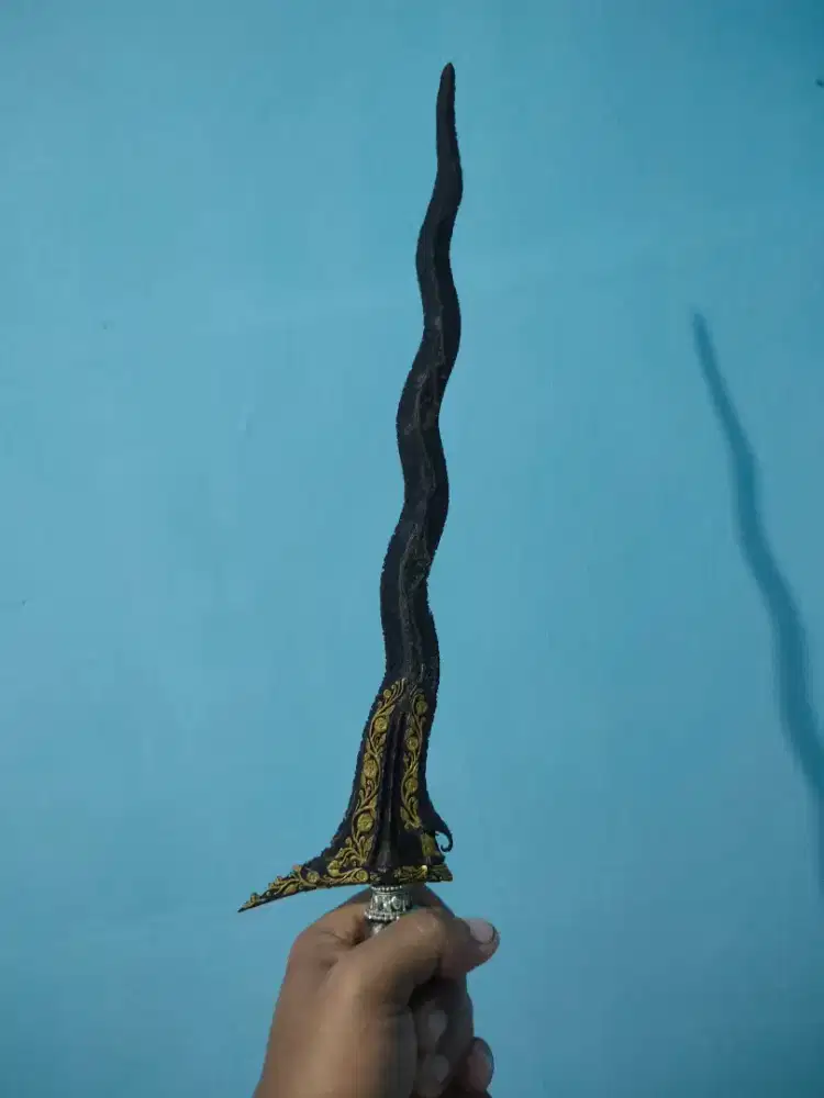 Keris panimbal pamor beras wutah