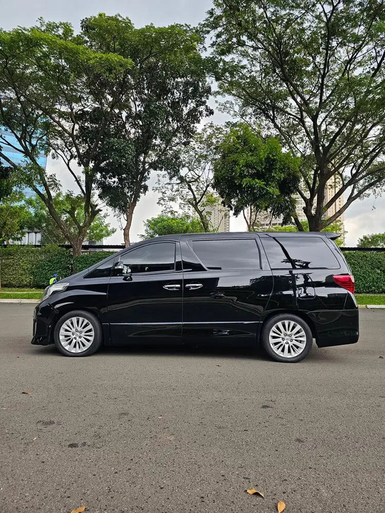 Toyota Alphard 2013 Bensin