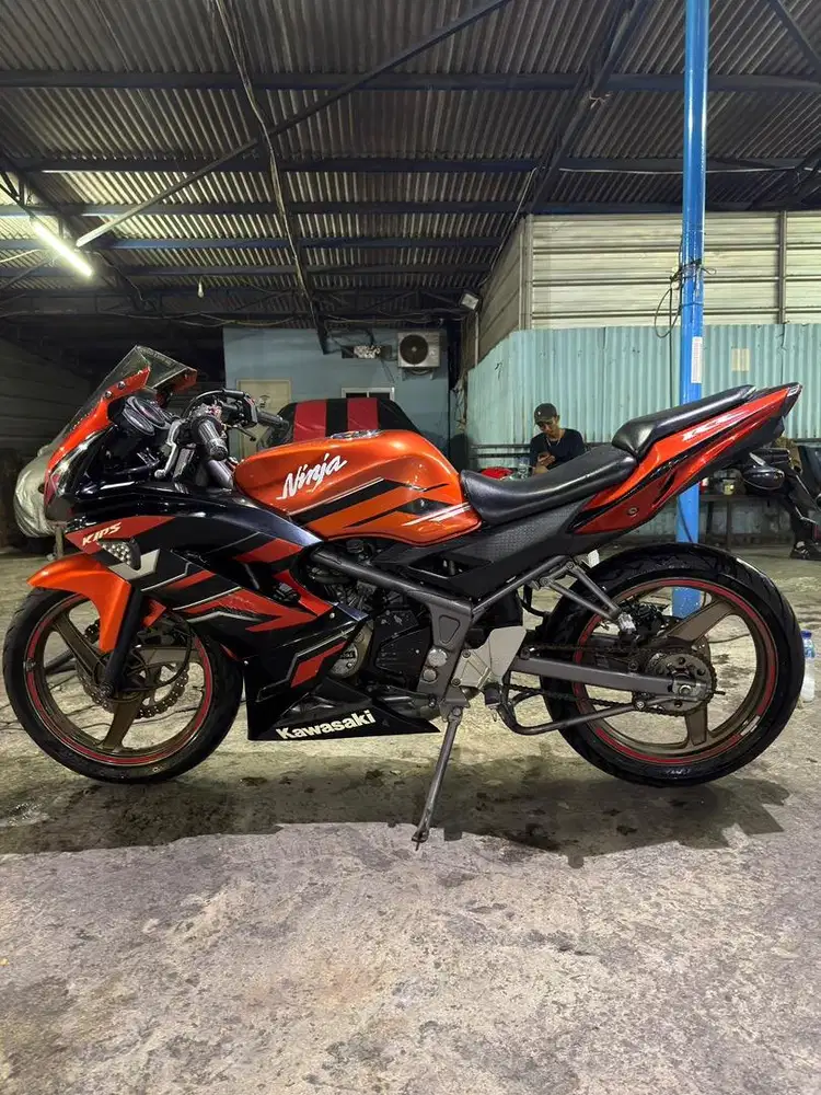 Dijual Ninja RR new 2015 Spesial edition warna orange hitam