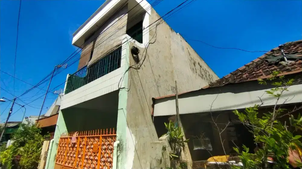 Dikontrakkan rumah 2 lantai daerah bronggalan sawah