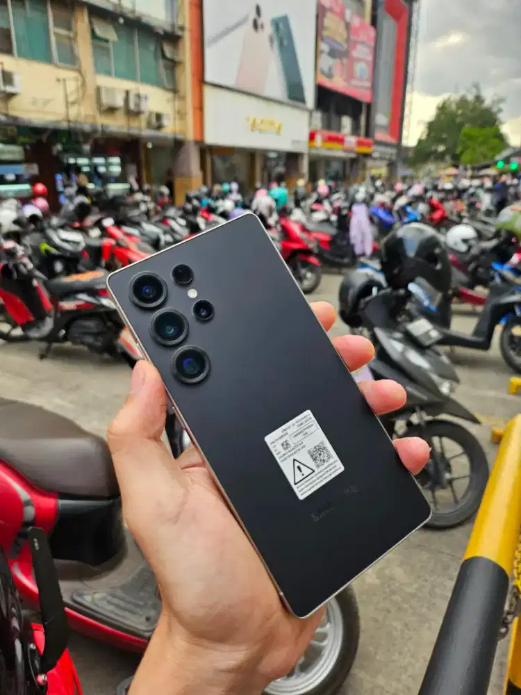 Samsung S25 Ultra 5G , Ram 12/256GB , Lengkap Ori ,Garansi Panjang