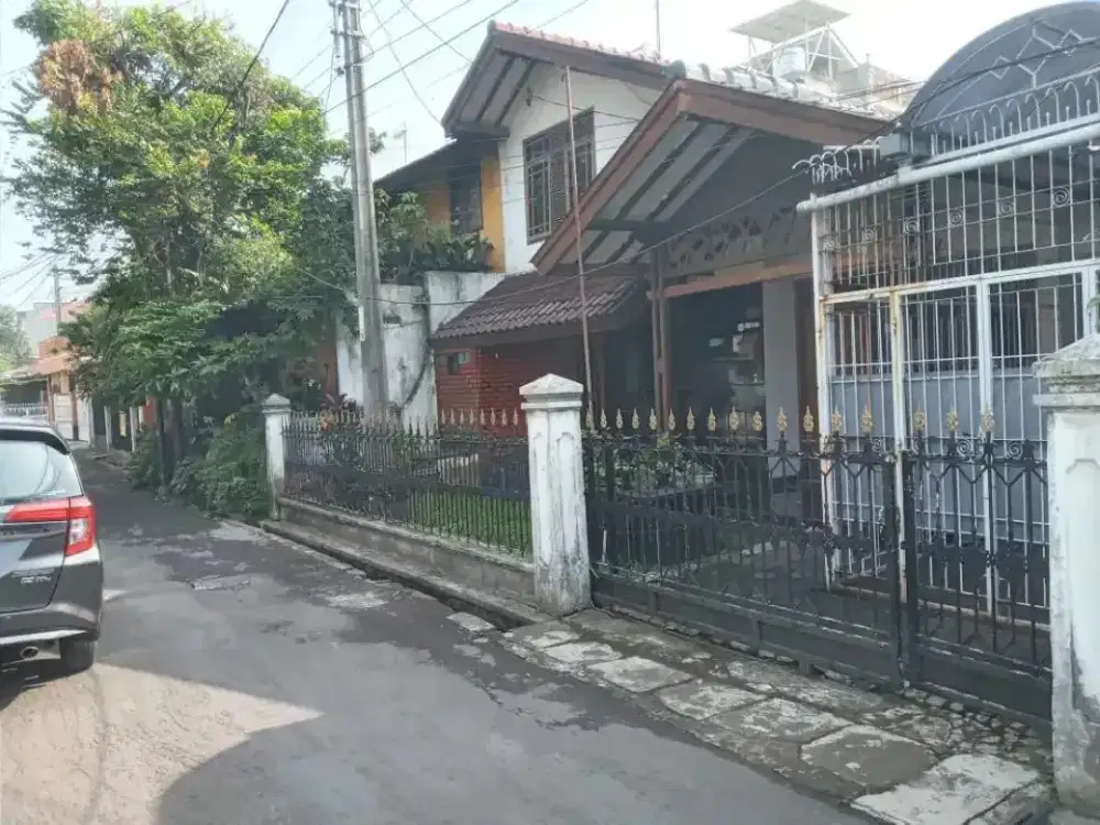 rumah 2 lantai pusat kota jarang ada lagi harga dibawah pasaran