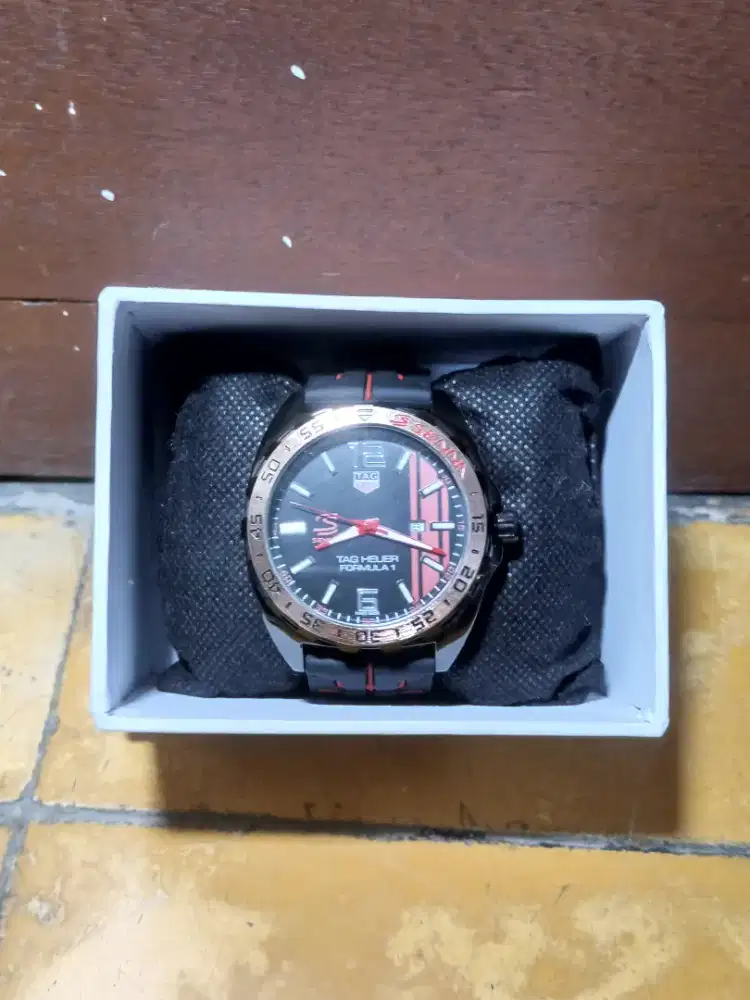 Jam Tangan Tag Heuer Formula 1 Senna Special Edition