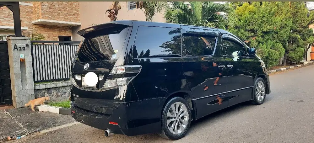 Toyota Vellfire 2011 Bensin