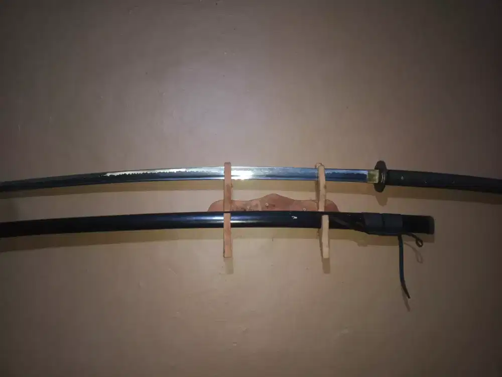 Katana panjang total 1,5 meter