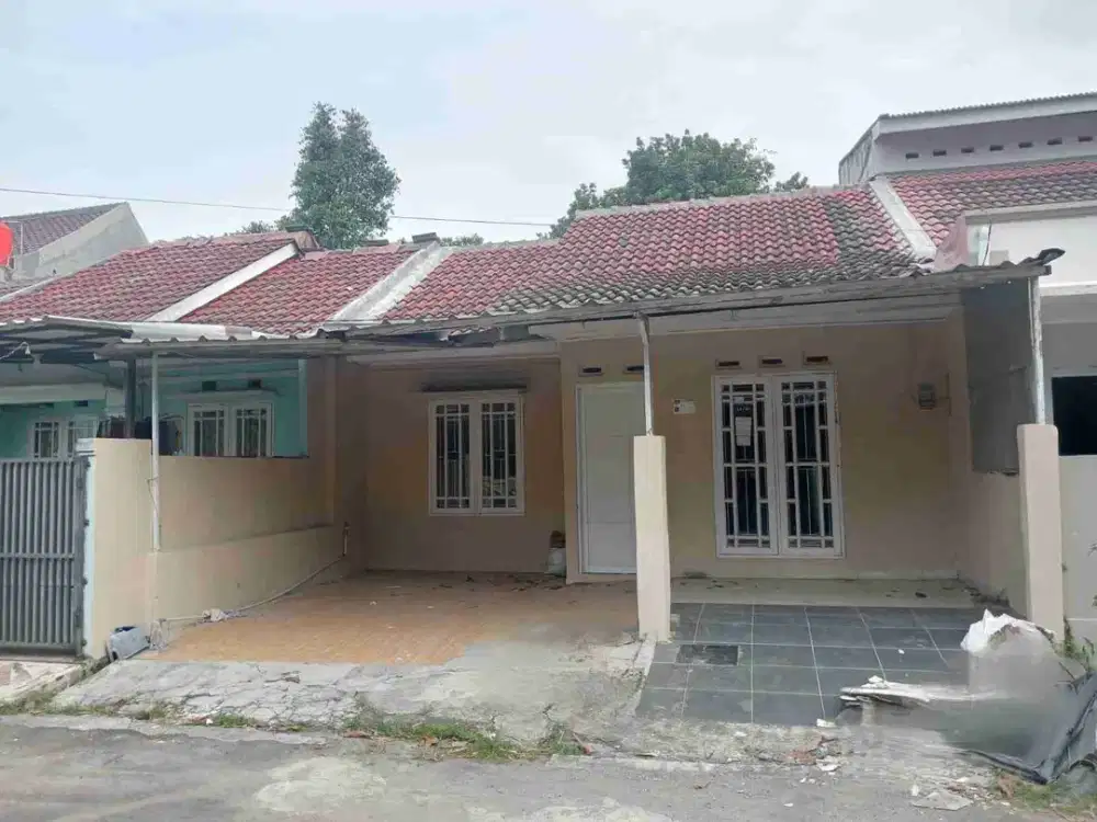Di jual segera rumah dalam perumaahan dekat gdc depok