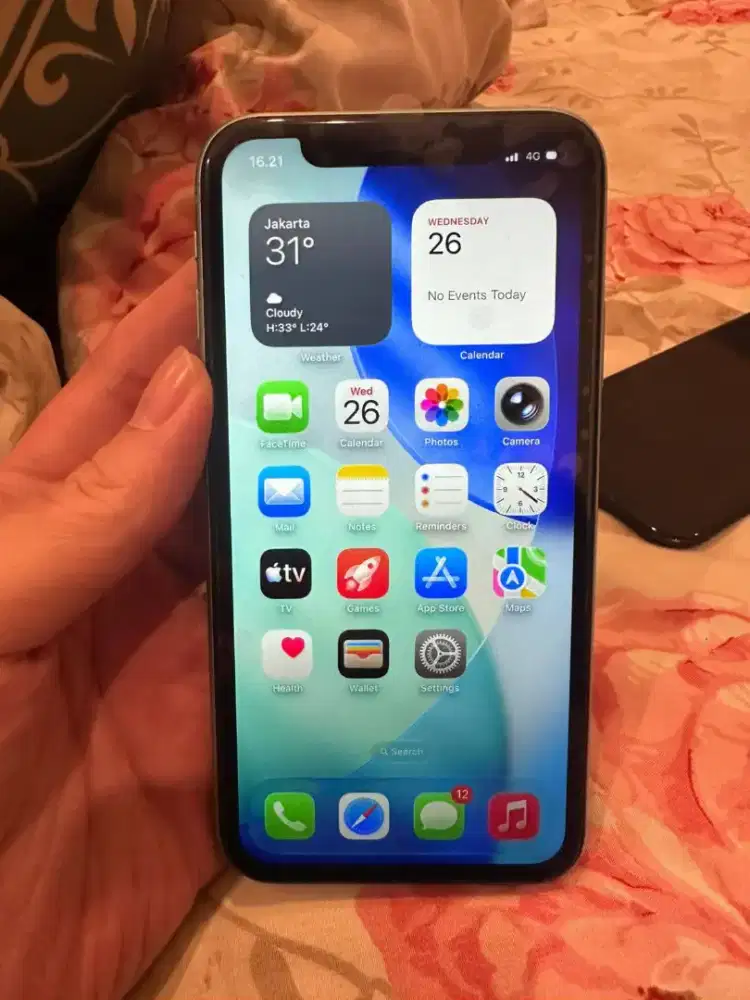 Iphone 11 inter - 256 gb ( unit saja no box )