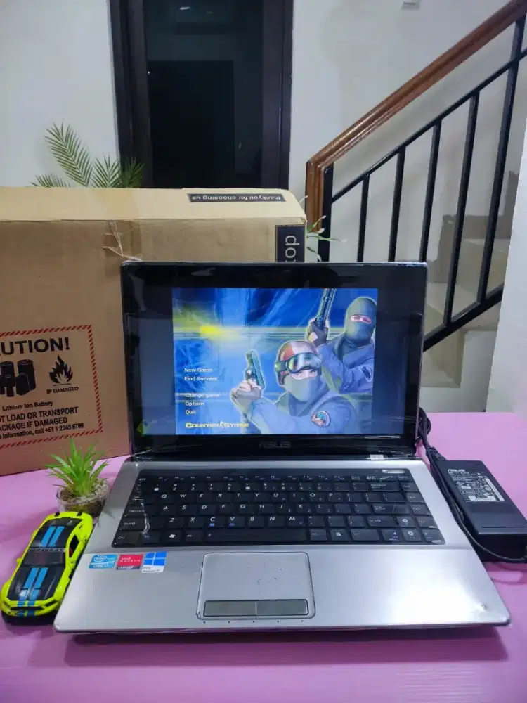 ASUS K43SA-208 Spesial Edition [RAM 8GB SSD 256Gb VGA RADEON]