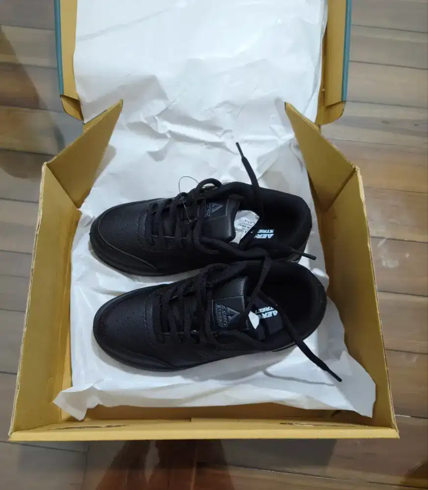 Dijual Sepatu Sekolah Aerostreet Black size 31