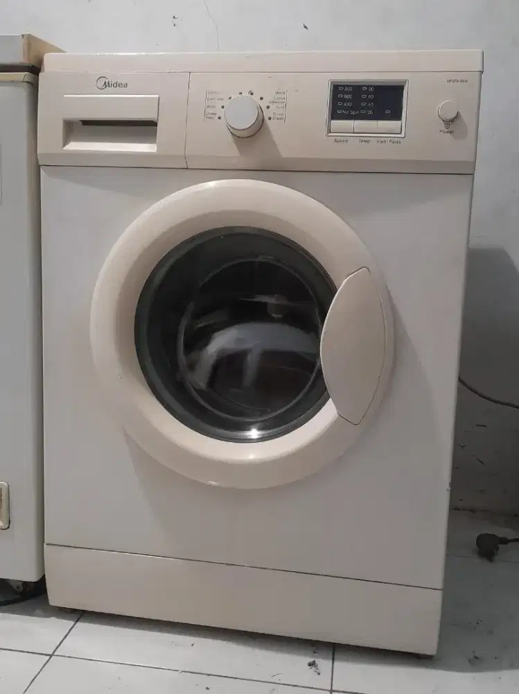 Mesin Cuci Front Loading Midea 7.5 Kg