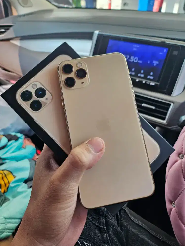 iPhone 11 ProMax 64GB Gold , Ex inter , All Operator , No Minus