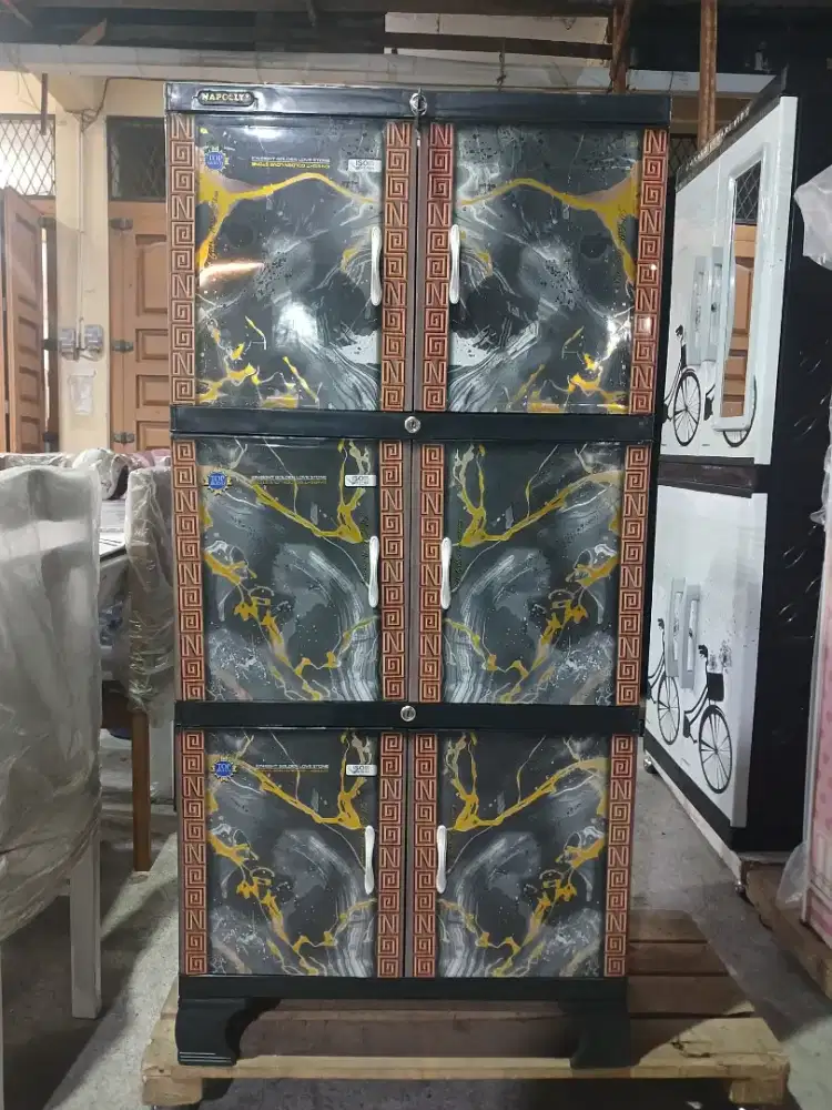 Lemari plastik 3 tingkat