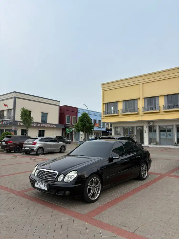 Mercedes-Benz E200 2007 Bensin