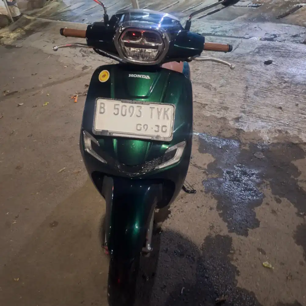 DIJUAL STYLO 160 ABS WARNA HIJAU TUA KM RENDAH