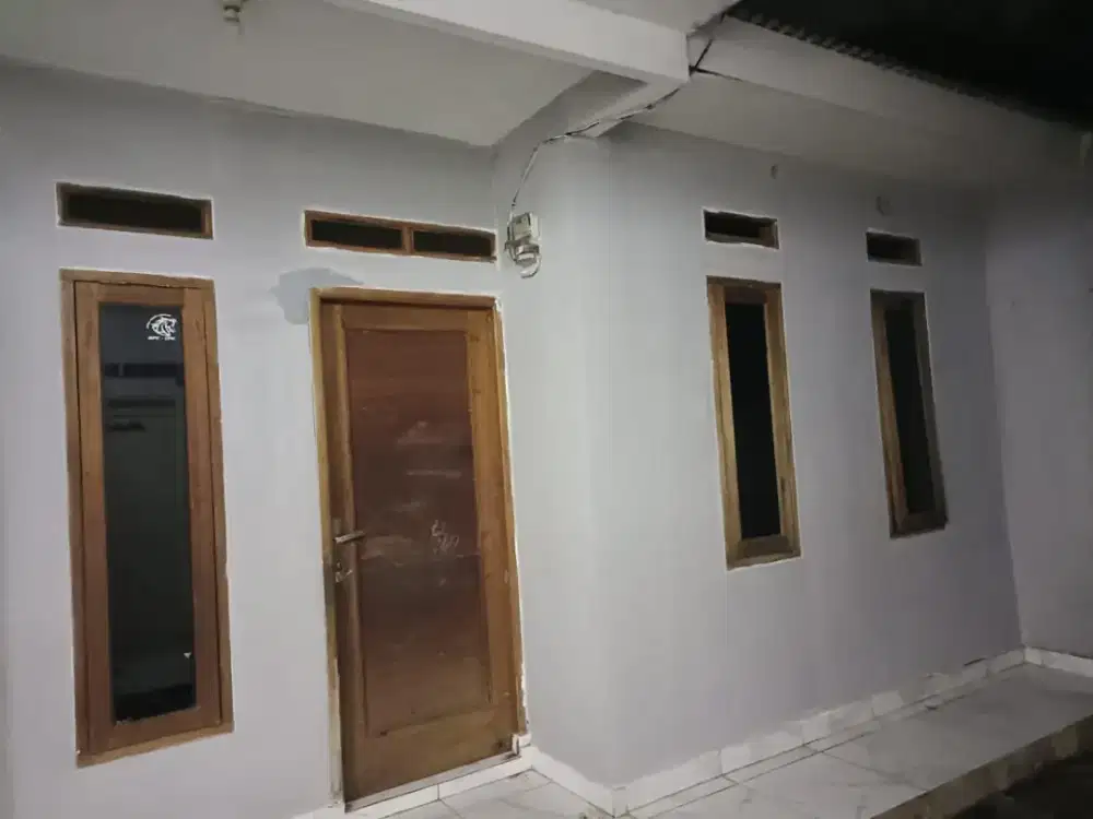 Dikontrakan rumah luas bangunan 36M2