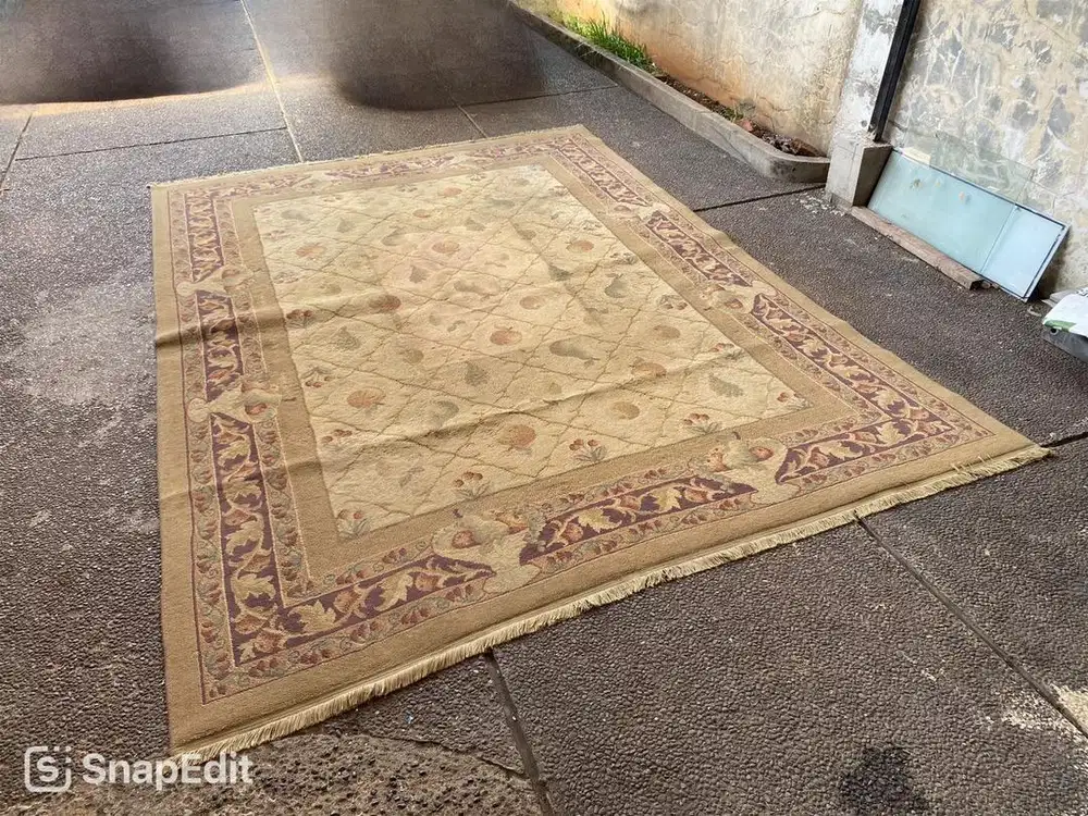 Karpet Permadani Impor 250 cm x 350 cm