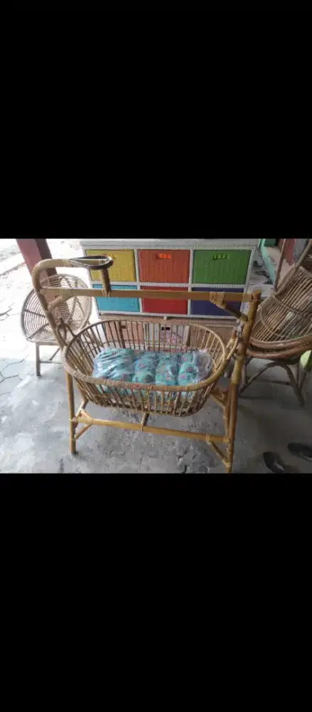 ayunan bayi rotan