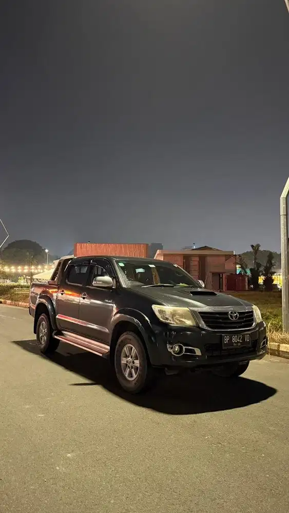 Toyota Hilux G Diesel Manual