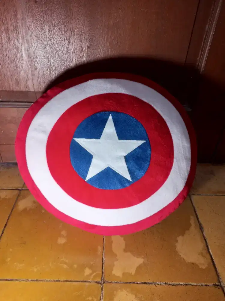 Bantal Piringan Captain Amerika