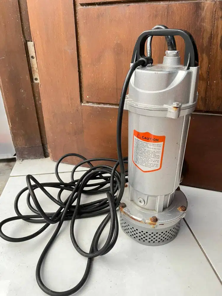 Pompa Sumbersible BOCHI 1 Inch