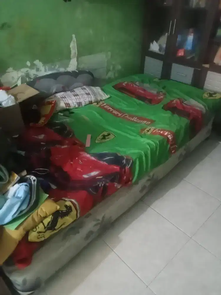Dijual 2 kasur spons dan springbed