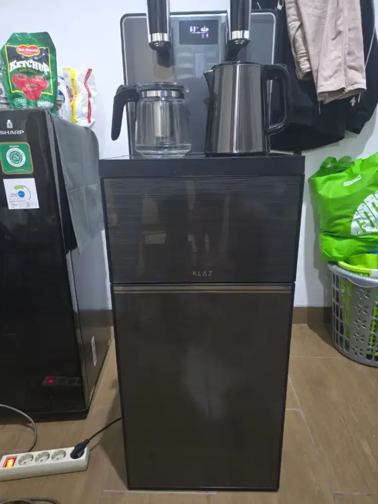 DISPENSER DINGIN DAN PANAS