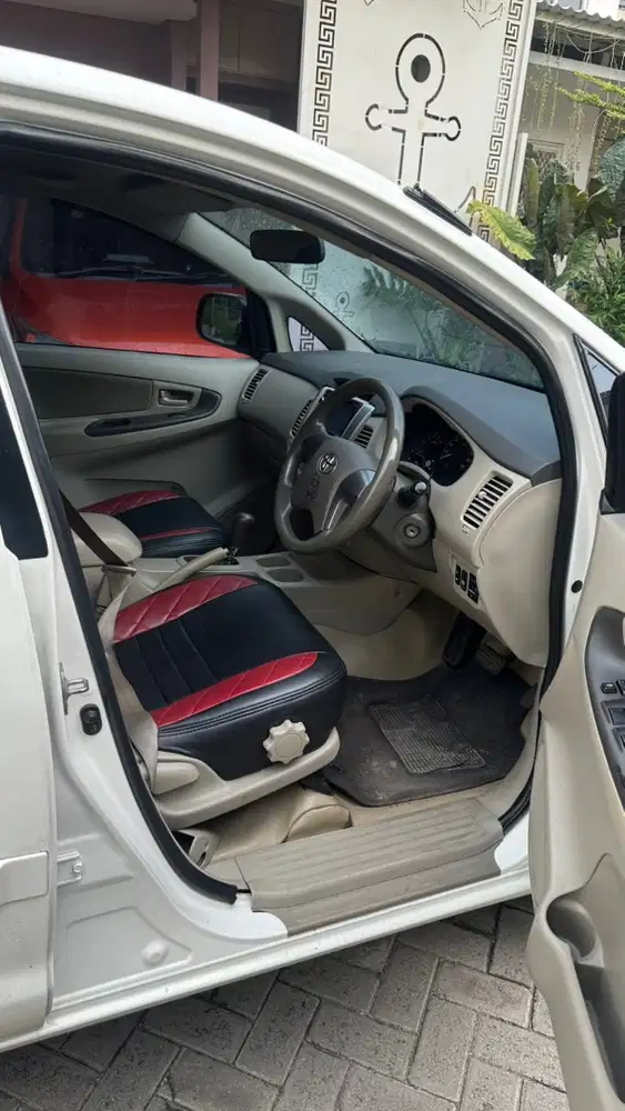 Toyota Kijang Innova 2012 Diesel