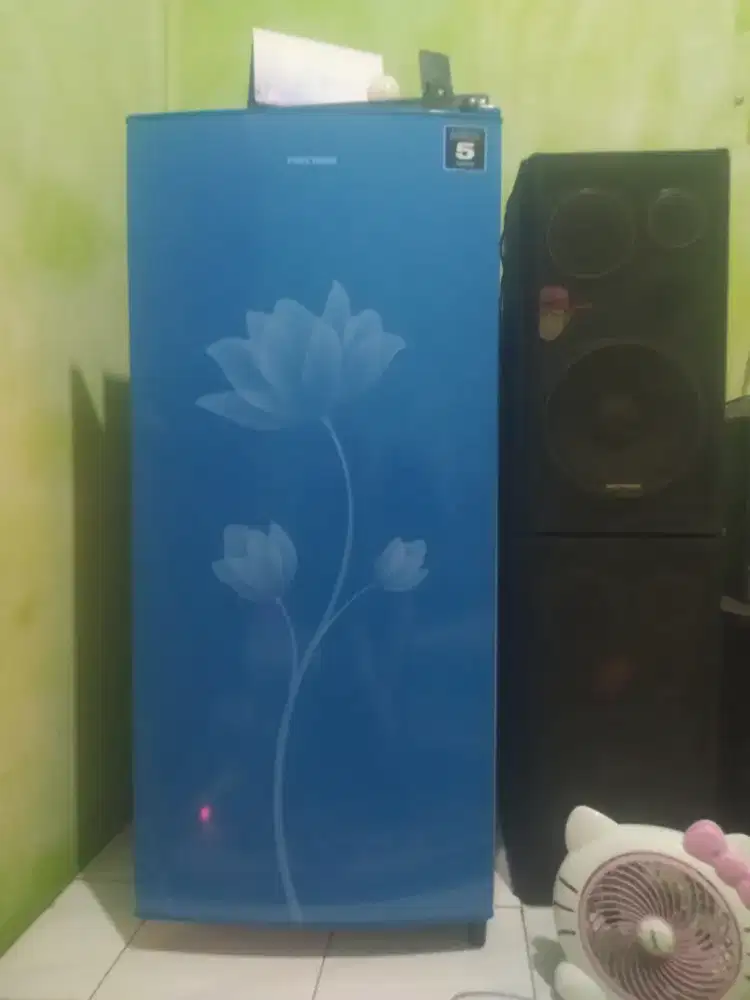 DIJUAL KULKAS 1 PINTU MERK POLITRON