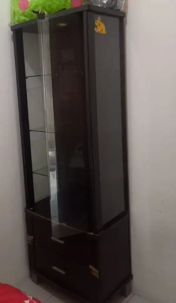 Lemari tas & aksesoris