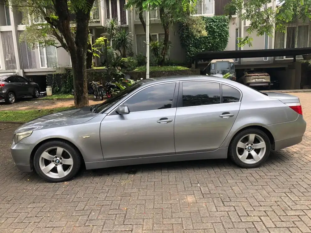 Bmw 523 i form b istimewa