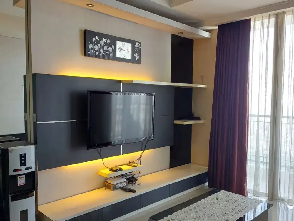 DIJUAL APARTEMEN ANCOL MANSION UKU 66 M2 FURNISHED LT 52 RAPI SERTIFIKAT HRG MENARIK