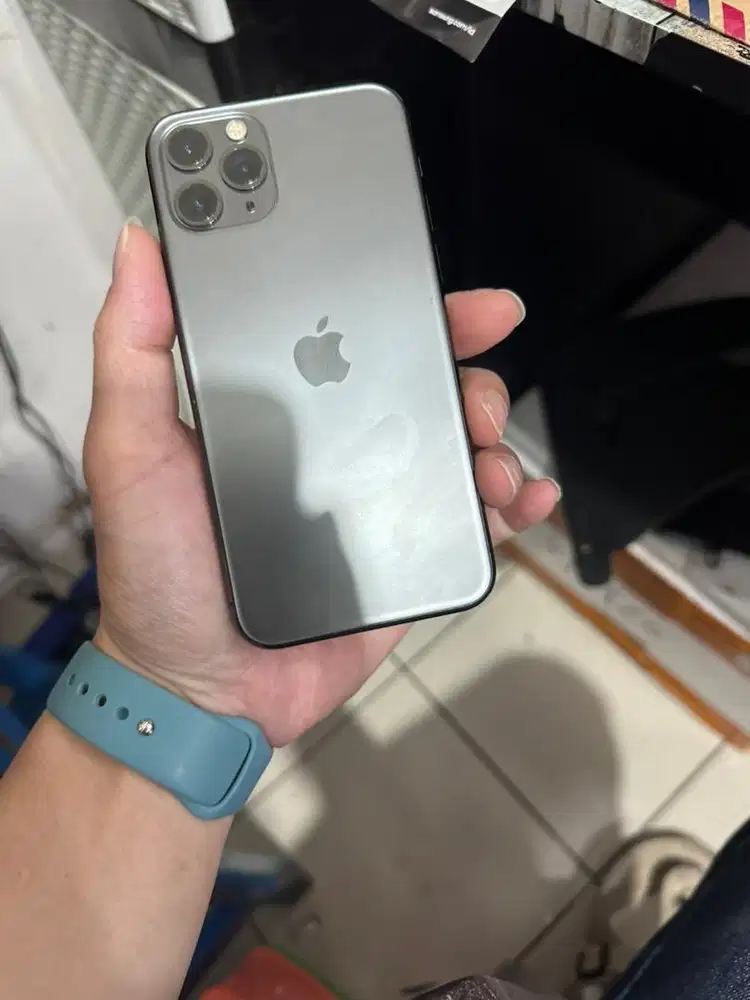 Iphone 11 pro 256 ibox super mulus fullset no charger aja harga net aj