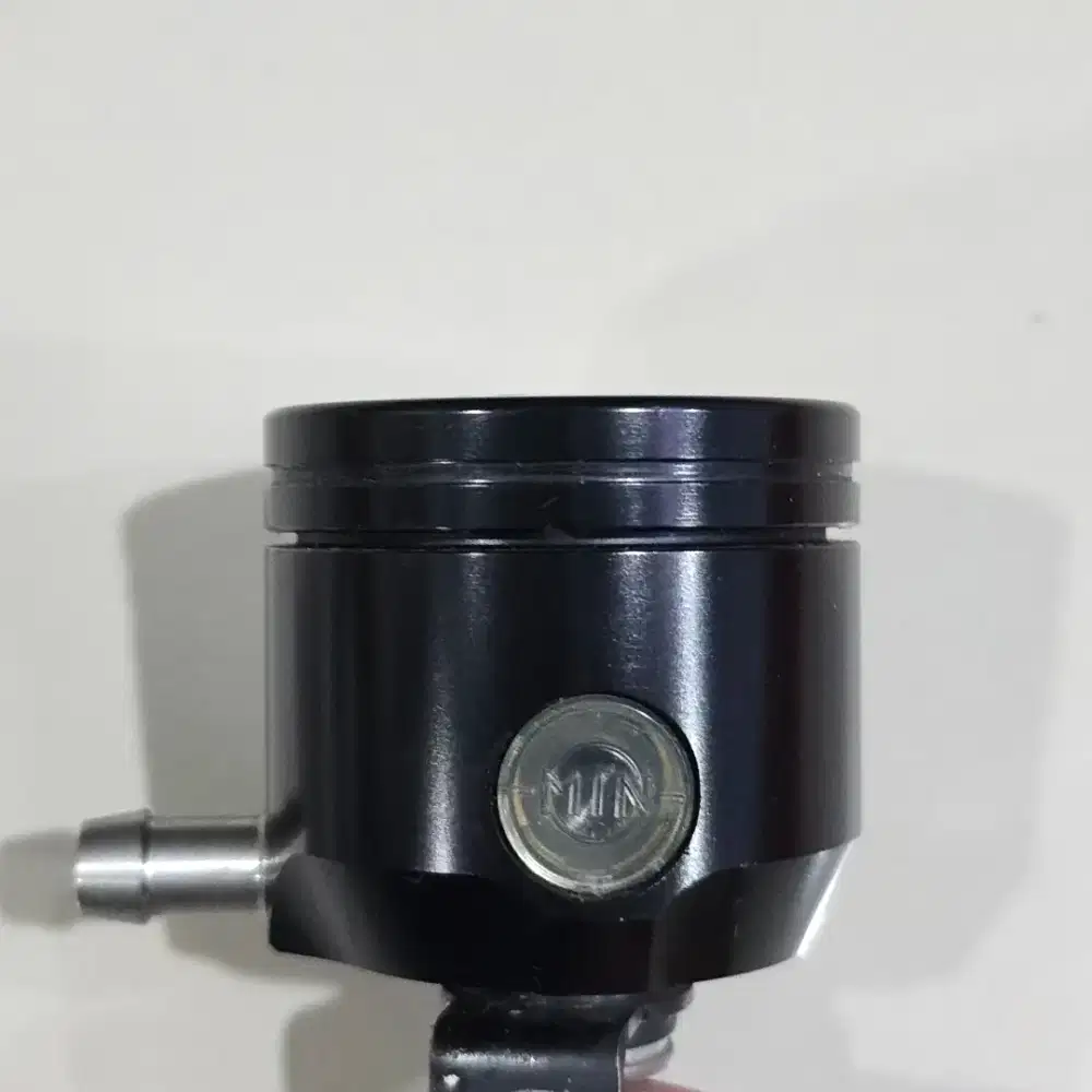 Brale fluid reservoir Rizoma ori