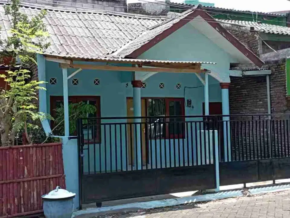rumah di bumi mondoroko raya