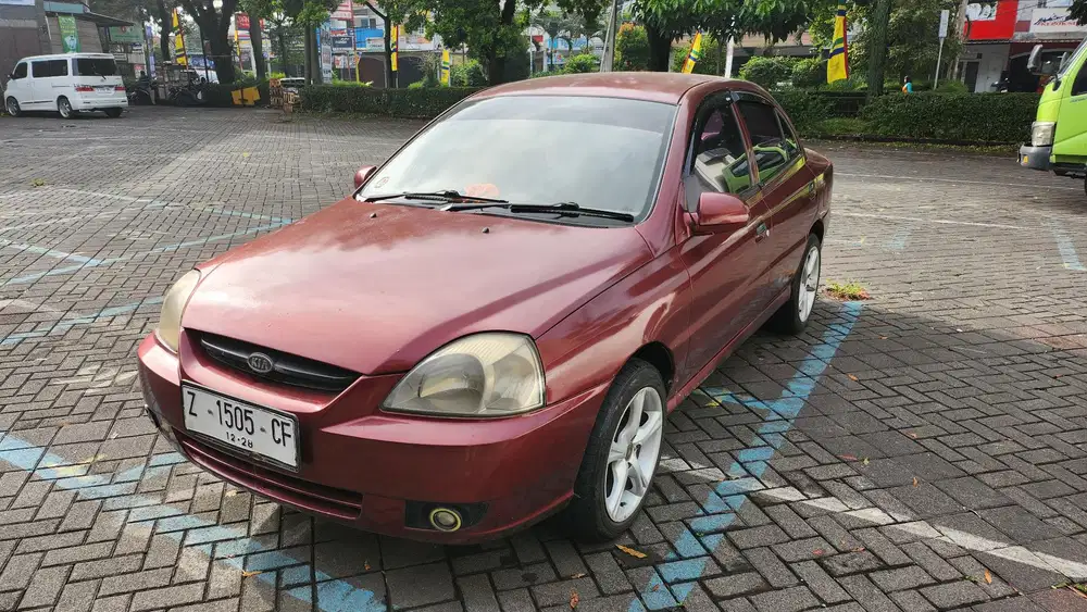 Kia Rio 2005 Bensin