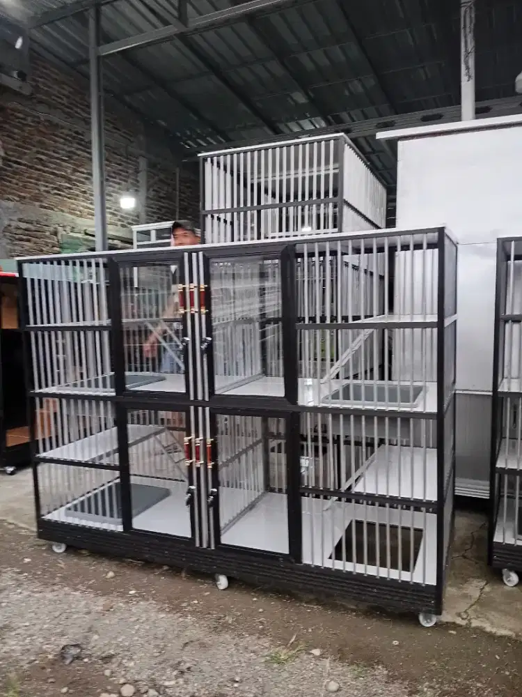Kandang Kucing Alumunium