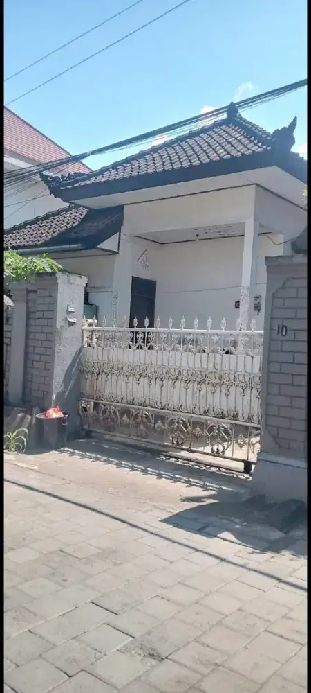 Dijual tanah murah,2 are bonus rumah di sidakarya denpasar bali