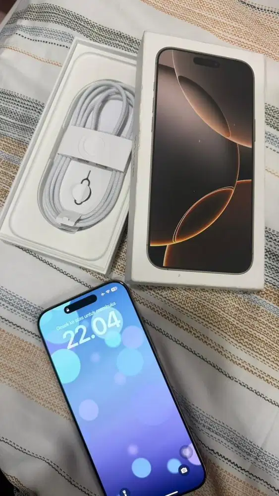 Dijual iPhone 16 Pro Max Desert Titanium 256GB Garansi IBOX