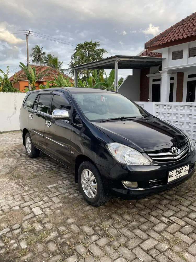 Toyota Kijang Innova 2008 Bensin